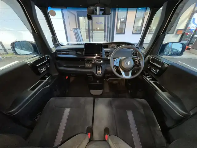 ホンダ Ｎ ＢＯＸ 2トン カスタム G L ホンダセンシング 青森県 2017(平29)年 10.1万km プレミアムホワイトパールⅡ (株)IDOMが運営する【じしゃロン青森店】の自社ローン専用車両になりますこちらは現金ご利用時の価格です。自社ローンご希望の方は別途その旨お申付け下さい。/４ＷＤ/人気のツートンカラー/純正８インチＳＤナビ/　AM/FM/CD/DVD/SD/BT/フルセグＴＶ/バックカメラ/純正ドライブレコーダー/ビルトインＥＴＣ/両側パワースライドドア/クルーズコントロール/ＥＣＯＮモード/衝突被害軽減システム/レーンキープアシスト/横滑り防止装置/オートライト/ＬＥＤヘッドランプ/フォグランプ/シートヒーター（D/N）/ドアミラーヒーター/プラズマクラスターイオン/ドアバイザー/純正フロアマット/純正１４インチアルミホイール装着