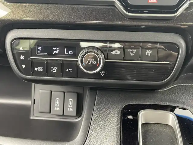 ホンダ Ｎ ＢＯＸ カスタム G L ターボ ホンダセンシング 大分県 2018(平30)年 7.5万km ブリリアントスポーティブルーメタリック2トーン ホンダセンシング/・衝突軽減ブレーキ/・誤発進抑制機能/・後方誤発進抑制機能/・歩行者低減ステアリング/・アダブティブクルーズコントロール/・車線維持支援システム/・路外逸脱抑制機能/純正ディスプレイオーディオ/バックカメラ/ビルトインETC/ハーフレザーシート/パドルシフト/両側パワースライドドア/LEDオートライト/純正アルミホイール/スマートキー