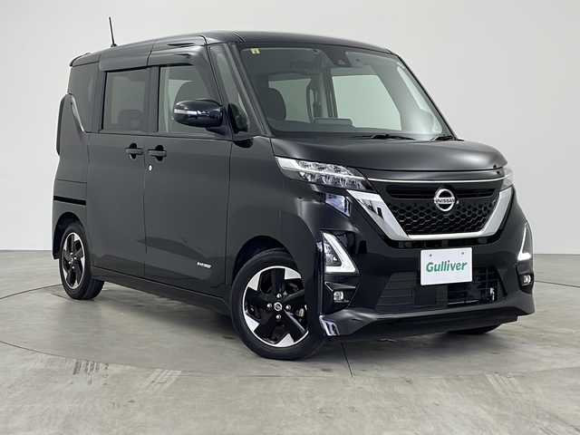 日産 ルークス ハイウェイスター X 兵庫県 2020(令2)年 1.9万km ブラック 純正１０型ナビ　フルセグ　全方位カメラ　片側電動スライドドア　純正ドラレコ　ＥＴＣ　ＬＥＤオートライト　フォグランプ　前後コーナーセンサー　純正アルミホイール　純正フロアマット　セーフティシールド