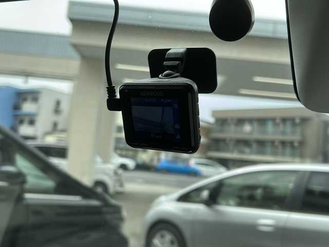 ダイハツ タント X SAⅡ 兵庫県 2016(平28)年 5.3万km ホワイト 純正ディーラーナビ/　Bluetooth・AM/FM・USB・CD・DVD/フルセグTV（走行中視聴可能）/バックカメラ/前方ドライブレコーダー/ETC/片側パワースライドドア/アンチロック・ブレーキ・システム/衝突被害軽減システム/横滑り防止装置/後方コーナーセンサー/レーンキープアシスト/盗難防止装置/オートライト/スマートキー/スペアキー×1/取扱説明書/保証書