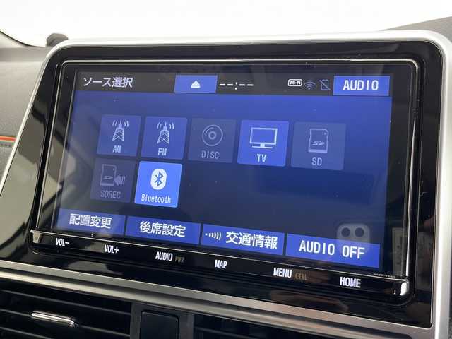トヨタ シエンタ ハイブリッド G クエロ 愛知県 2022(令4)年 4.4万km ホワイトパールクリスタルシャイン トヨタセーフティセンス/衝突軽減システム/純正９型SDナビ（SDなし）/全方位カメラ/両側パワースライドドア/クルーズコントロール/シートヒーター/フルセグ/CD/DVD/Bluetooth/バックカメラ/コーナーセンサー/純正アルミホイール/ＥＴＣ２．０/ステアリングヒーター/オートマチックハイビーム/ステアリングスイッチ/スマートキー/プッシュスタート