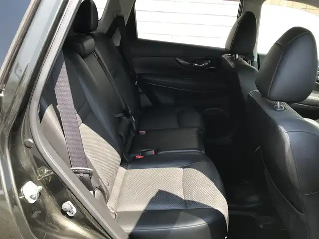 日産 エクストレイル 20Xi 富山県 2018(平30)年 4.6万km チタニウムカーキ 純正９型ナビ/フルセグＴＶ／Bluetooth/プロパイロット/アラウンドビューモニター/エマージェンシーブレーキ/デジタルインナーミラー/クルーズコントロール/パワーバックドア/シートヒーター/スマートキー／スペアキー/ETC/コーナーセンサー/ブレーキホールド/ドライブレコーダー/横滑り防止装置/ミラーヒーター/保証書／取説有り