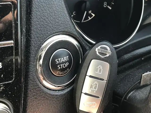 日産 エクストレイル 20Xi 富山県 2018(平30)年 4.6万km チタニウムカーキ 純正９型ナビ/フルセグＴＶ／Bluetooth/プロパイロット/アラウンドビューモニター/エマージェンシーブレーキ/デジタルインナーミラー/クルーズコントロール/パワーバックドア/シートヒーター/スマートキー／スペアキー/ETC/コーナーセンサー/ブレーキホールド/ドライブレコーダー/横滑り防止装置/ミラーヒーター/保証書／取説有り