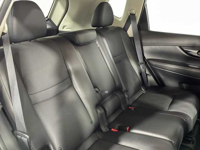 日産 エクストレイル 20Xi 広島県 2018(平30)年 4.6万km チタニウムカーキ 純正9型ナビ　/アラウンドビューモニター　/シートヒーター　/フルセグ　/電動リアゲート　/デジタルルームミラー　/オートハイビーム　/レーンキープアシスト　/コーナーセンサー　/クルーズコントロール　/ドラレコ　/ETC/純正18インチアルミホイール(225/60/R18)/エアバック（運転席/助手席）