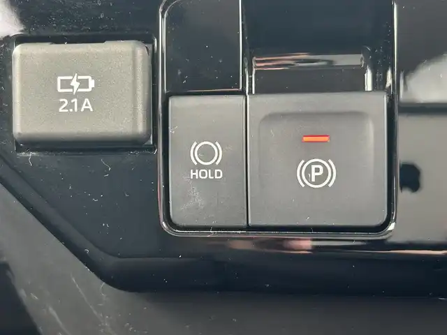 トヨタ ルーミー カスタムG－T 静岡県 2021(令3)年 4.1万km パールホワイトⅢ Toyota Safety Sense/社外9インチメモリーナビ(AVIC-RQ911)/　AM FM CD DVD Bluetooth AUX/ビルトインETC/ドライブレコーダー/LEDオートヘッドライト/デジタルルームミラー/シートヒーター(前席)/LEDルームライト/両側パワースライドドア/ステアリングスイッチ/スマートキー2本/社外充電ポート/フルセグTV/アラウンドビューモニター