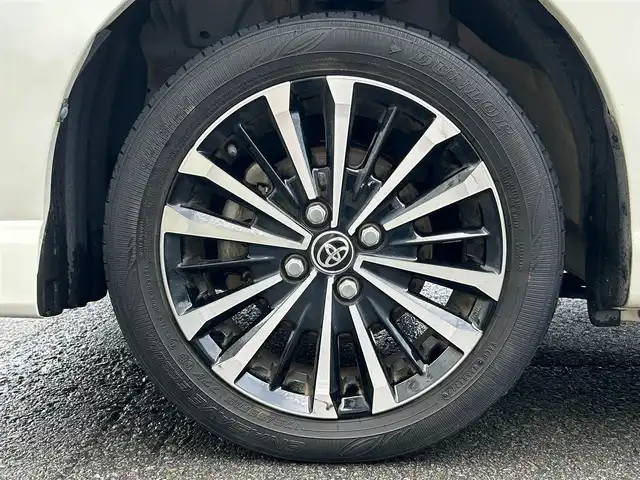 トヨタ ルーミー カスタムG－T 静岡県 2021(令3)年 4.1万km パールホワイトⅢ Toyota Safety Sense/社外9インチメモリーナビ(AVIC-RQ911)/　AM FM CD DVD Bluetooth AUX/ビルトインETC/ドライブレコーダー/LEDオートヘッドライト/デジタルルームミラー/シートヒーター(前席)/LEDルームライト/両側パワースライドドア/ステアリングスイッチ/スマートキー2本/社外充電ポート/フルセグTV/アラウンドビューモニター