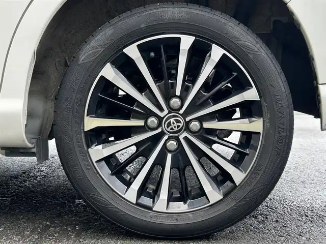 トヨタ ルーミー カスタムG－T 静岡県 2021(令3)年 4.1万km パールホワイトⅢ Toyota Safety Sense/社外9インチメモリーナビ(AVIC-RQ911)/　AM FM CD DVD Bluetooth AUX/ビルトインETC/ドライブレコーダー/LEDオートヘッドライト/デジタルルームミラー/シートヒーター(前席)/LEDルームライト/両側パワースライドドア/ステアリングスイッチ/スマートキー2本/社外充電ポート/フルセグTV/アラウンドビューモニター