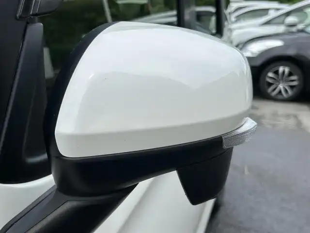 トヨタ ルーミー カスタムG－T 静岡県 2021(令3)年 4.1万km パールホワイトⅢ Toyota Safety Sense/社外9インチメモリーナビ(AVIC-RQ911)/　AM FM CD DVD Bluetooth AUX/ビルトインETC/ドライブレコーダー/LEDオートヘッドライト/デジタルルームミラー/シートヒーター(前席)/LEDルームライト/両側パワースライドドア/ステアリングスイッチ/スマートキー2本/社外充電ポート/フルセグTV/アラウンドビューモニター