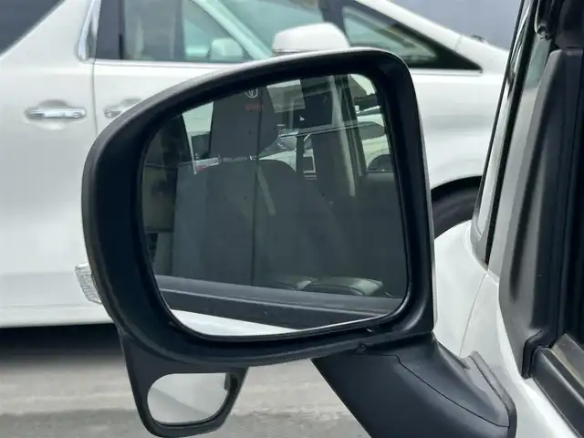 トヨタ ルーミー カスタムG－T 静岡県 2021(令3)年 4.1万km パールホワイトⅢ Toyota Safety Sense/社外9インチメモリーナビ(AVIC-RQ911)/　AM FM CD DVD Bluetooth AUX/ビルトインETC/ドライブレコーダー/LEDオートヘッドライト/デジタルルームミラー/シートヒーター(前席)/LEDルームライト/両側パワースライドドア/ステアリングスイッチ/スマートキー2本/社外充電ポート/フルセグTV/アラウンドビューモニター