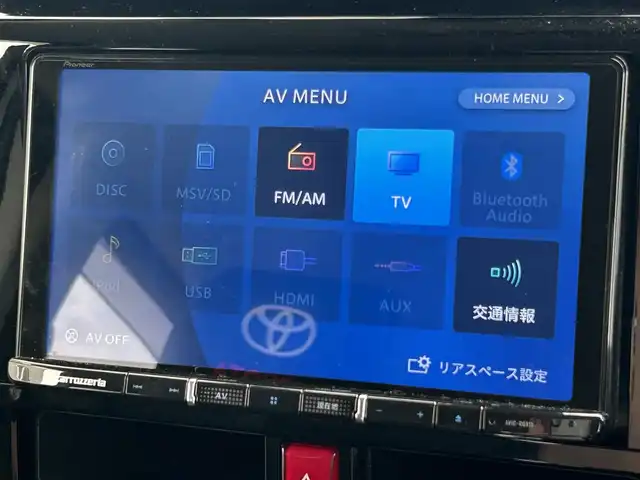 トヨタ ルーミー カスタムG－T 静岡県 2021(令3)年 4.1万km パールホワイトⅢ Toyota Safety Sense/社外9インチメモリーナビ(AVIC-RQ911)/　AM FM CD DVD Bluetooth AUX/ビルトインETC/ドライブレコーダー/LEDオートヘッドライト/デジタルルームミラー/シートヒーター(前席)/LEDルームライト/両側パワースライドドア/ステアリングスイッチ/スマートキー2本/社外充電ポート/フルセグTV/アラウンドビューモニター