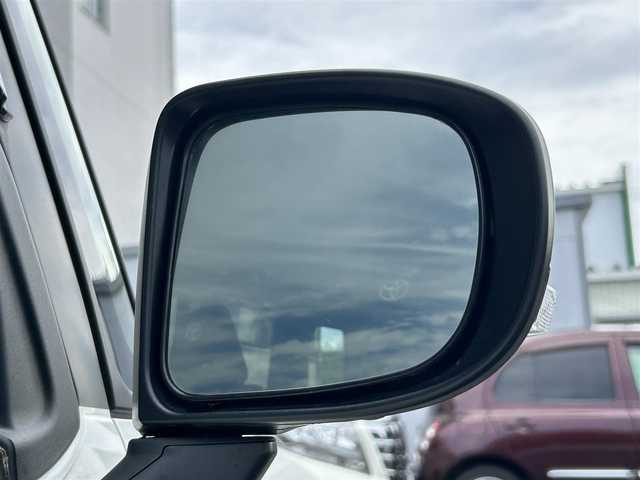 トヨタ ルーミー カスタムG－T 静岡県 2021(令3)年 4.1万km パールホワイトⅢ Toyota Safety Sense/社外9インチメモリーナビ(AVIC-RQ911)/　AM FM CD DVD Bluetooth AUX/ビルトインETC/ドライブレコーダー/LEDオートヘッドライト/デジタルルームミラー/シートヒーター(前席)/LEDルームライト/両側パワースライドドア/ステアリングスイッチ/スマートキー2本/社外充電ポート/フルセグTV/アラウンドビューモニター