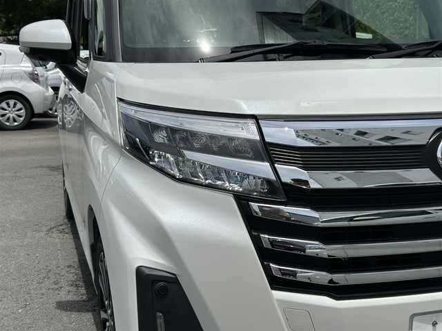 トヨタ ルーミー カスタムG－T 静岡県 2021(令3)年 4.1万km パールホワイトⅢ Toyota Safety Sense/社外9インチメモリーナビ(AVIC-RQ911)/　AM FM CD DVD Bluetooth AUX/ビルトインETC/ドライブレコーダー/LEDオートヘッドライト/デジタルルームミラー/シートヒーター(前席)/LEDルームライト/両側パワースライドドア/ステアリングスイッチ/スマートキー2本/社外充電ポート/フルセグTV/アラウンドビューモニター