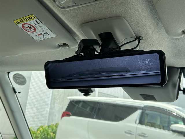 トヨタ ルーミー カスタムG－T 静岡県 2021(令3)年 4.1万km パールホワイトⅢ Toyota Safety Sense/社外9インチメモリーナビ(AVIC-RQ911)/　AM FM CD DVD Bluetooth AUX/ビルトインETC/ドライブレコーダー/LEDオートヘッドライト/デジタルルームミラー/シートヒーター(前席)/LEDルームライト/両側パワースライドドア/ステアリングスイッチ/スマートキー2本/社外充電ポート/フルセグTV/アラウンドビューモニター