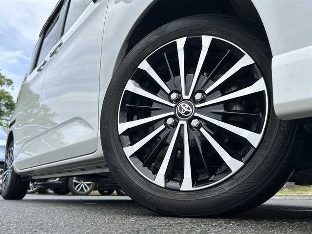 トヨタ ルーミー カスタムG－T 静岡県 2021(令3)年 4.1万km パールホワイトⅢ Toyota Safety Sense/社外9インチメモリーナビ(AVIC-RQ911)/　AM FM CD DVD Bluetooth AUX/ビルトインETC/ドライブレコーダー/LEDオートヘッドライト/デジタルルームミラー/シートヒーター(前席)/LEDルームライト/両側パワースライドドア/ステアリングスイッチ/スマートキー2本/社外充電ポート/フルセグTV/アラウンドビューモニター