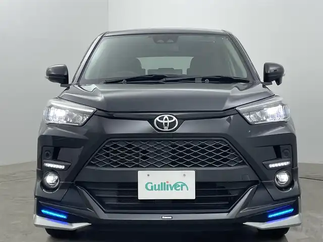 トヨタ ライズ Z 岡山県 2020(令2)年 4.6万km ブラックマイカメタリック 純正9インチナビ/（CD/DVD/Bluetooth/フルセグ）/モデリスタエアロ（F/S/R）/衝突軽減ブレーキ/レーダークルーズコントロール/ビルトインETC/シートヒーター/LEDヘッドライト/バックカメラ/コーナーセンサー/レーンキープアシスト/オートハイビーム/プッシュスタート/スマートキー/アイドリングストップ/純正17インチアルミホイール/純正フロアマット/純正ドアバイザー/スマートキー×２