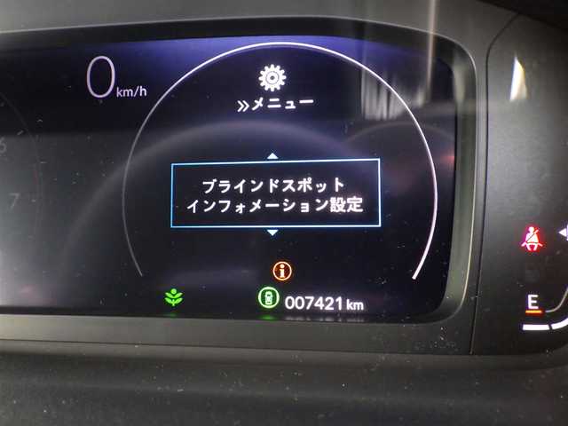 ホンダ ステップワゴン スパーダ 千葉県 2023(令5)年 0.8万km ミッドナイトブルービームM ホンダセンシング/・衝突軽減ブレーキ（CMBS）/・車線維持支援システム（LKAS）/・アダプティブクルーズコントロール（ACC）/・後方誤発進抑制機能/・誤発進抑制機能/パワーバックドア/両側パワースライドドア/ハーフレザーシート/前席シートヒーター/9インチ純正メモリーナビ/地デジTV/【DVD/CD再生機能　Bluetooth接続】/バックカメラ/革巻きステアリング/ステアリングスイッチ/ETC/LEDヘッドライト/フォグライト/ウインカーミラー/コーナーセンサー/純正16インチアルミホイル/サイド/カーテンエアバッグ/Honda スマートキー