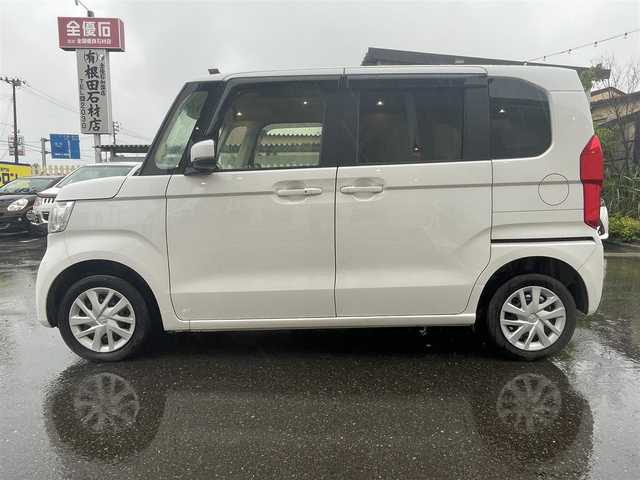 ホンダ Ｎ ＢＯＸ G L ホンダセンシング 秋田県 2019(平31)年 9.7万km プラチナホワイトパール (株)IDOMが運営する【じしゃロン 秋田店】の自社ローン専用車両になります。こちらは現金またはオートローンご利用時の価格です。自社ローンご希望の方は別途その旨お申付け下さい/4WD/スマートキー/社外ナビ/フルセグテレビ/バックカメラ/片側パワースライドドア/ETC/ホンダセンシング/シートヒーター