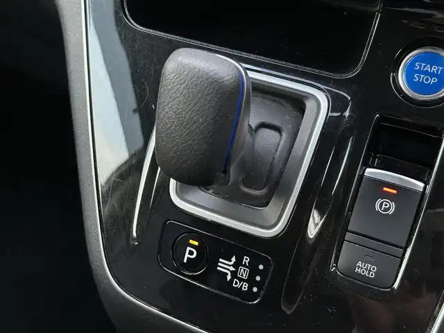 日産 セレナ e－パワー ハイウェイスター V 福岡県 2021(令3)年 5.8万km ブリリアントホワイトパール 純正１０型SDナビ(フルセグ/TV/CD/DVD/BT)プロパイロットアラウンドビューモニターエマージェンシーブレーキコーナーセンサーBSM両側電動パワスラETCUSBポート純正LEDヘットライト純正16インチアルミホイール純正フロアマットスマートキープッシュスタート