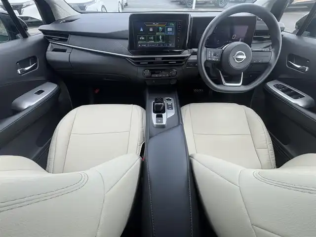 日産 ノート X 徳島県 2024(令6)年 0.8万km スーパーブラック 純正9インチディスプレイオーディオ/　ラジオ/BT/HDMI/USB/全方位カメラ/純正16インチアルミホイール/連動ドライブレコーダー　DH5-D/LEDヘッドライト/電動格納ミラー/コーナーセンサー/純正ドアバイザー/EV MODE/速度標識表示/D-MODE
