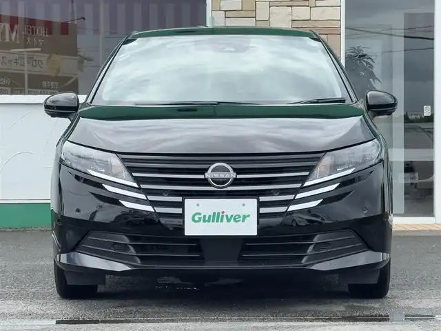 日産 ノート X 徳島県 2024(令6)年 0.8万km スーパーブラック 純正9インチディスプレイオーディオ/　ラジオ/BT/HDMI/USB/全方位カメラ/純正16インチアルミホイール/連動ドライブレコーダー　DH5-D/LEDヘッドライト/電動格納ミラー/コーナーセンサー/純正ドアバイザー/EV MODE/速度標識表示/D-MODE
