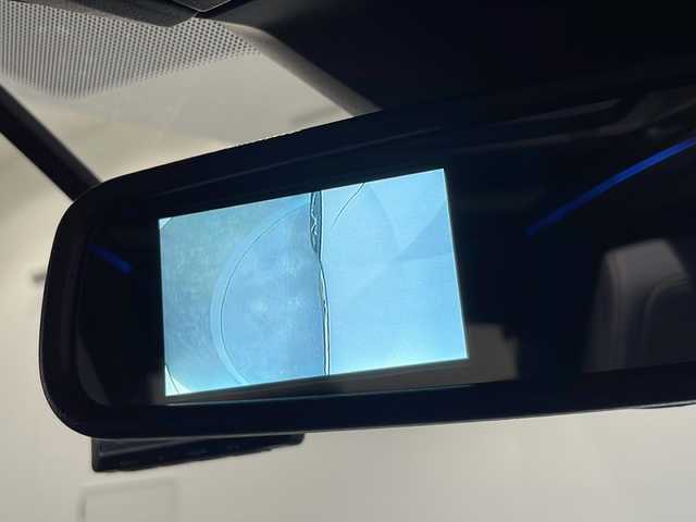 プジョー ３００８ GT ブルー HDi 新潟県 2019(令1)年 4.6万km ビアンカホワイト ファーストクラスパッケージ/・運転席メモリー付電動シート＆マルチポイントランバーサポート/・フロントシートヒーター/・360°ヴィジョン/・パークアシスト/・パノラミックサンルーフ/エレクトニックパーキングブレーキ/ヒルスタートアシスタンス/フロント＆バックソナー/ワイドバックアイカメラ/アクティブセーフティブレーキ（衝突軽減ブレーキ）/・ディスタンスアラート/レーンポジショニングアッシスト/レーンキープアシスト/ブラインドスポットモニターシステム/トラフィックサインアシスト/ドライバーアテンションアラート/アクティブクルーズコントロール（ストップ＆ゴー機能付）/・スピードリミッター/アドバンスドグリップコントロール（ヒルディセントコントロール付）/フルLEDヘッドライト/スタティックコーナリングランプ/スポーティフロントグリル/8インチタッチスクリーン/・AM/FM/TV/Apple Car Play/BT/純正18インチAW/2.0ETC