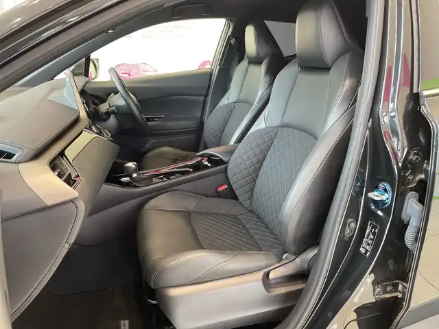 トヨタ Ｃ－ＨＲ G モード ネロ セーフティプラス 埼玉県 2020(令2)年 1.7万km ブラックマイカ トヨタセーフティセンス/純正8インチナビ/　　BT/USB/フルセグTV/パノラミックビューモニター/レーダークルーズコントロール/LEDオートライト/ハーフレザー/シートヒーター/純正18インチAW/ステアリングスイッチ/ドライブレコーダー/プッシュスタート/ETC/禁煙車