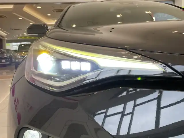 トヨタ Ｃ－ＨＲ G モード ネロ セーフティプラス 埼玉県 2020(令2)年 1.7万km ブラックマイカ トヨタセーフティセンス/純正8インチナビ/　　BT/USB/フルセグTV/パノラミックビューモニター/レーダークルーズコントロール/LEDオートライト/ハーフレザー/シートヒーター/純正18インチAW/ステアリングスイッチ/ドライブレコーダー/プッシュスタート/ETC/禁煙車