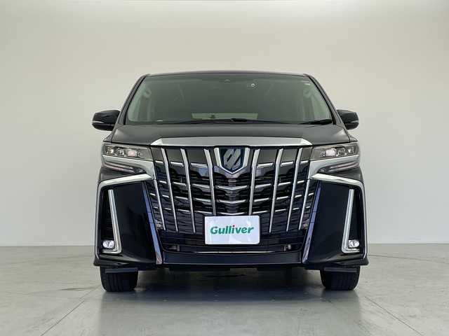 トヨタ アルファードハイブリット SR Cパッケージ 愛知県 2023(令5)年 2.7万km スパークリングブラックパールクリスタルシャイン 純正ナビ/・フルセグ/・Bluetooth/・CD/・フルセグ/ＪＢＬ/全周囲カメラ/デジタルミラー/フリップダウンモニター/両側パワースライドドア/レーダークルーズコントロール/ブラインドスポットモニター/パーキングアシスト/レーンキープアシスト/衝突軽減ブレーキ/横滑り防止装置/ＡＢＳ/盗難防止装置/コーナーセンサー/ＡＣ１００Ｖ充電/ＥＴＣ/ドラレコ/アイドリングストップ/シートヒーター/エアーシート/HDMI/スマートキー/取説
