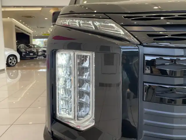 三菱 デリカＤ：５ シャモニー 埼玉県 2025(令7)年 0.1千km 黒Ⅱ e-Assist/11インチナビ/ CD/DVD/BT/USB/HDMI/フルセグ/全方位カメラ/12.8インチ後席モニター/両側電動スライドドア/ハーフレザーシート/パドルシフト/レーダークルーズコントロール/レーンキープアシスト/純正18インチアルミホイール/オートブレーキホールド/スマートキー×2/禁煙車