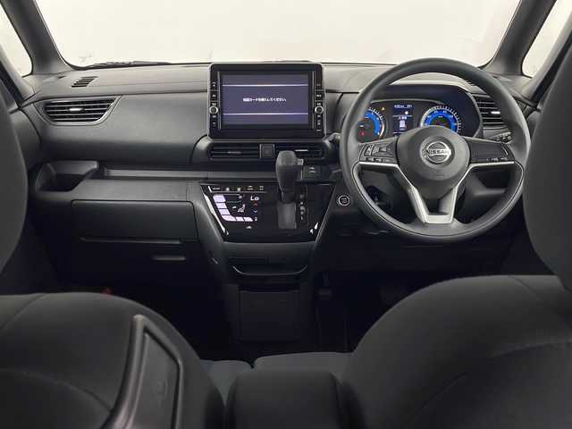 日産 ルークス ハイウェイスター X 埼玉県 2022(令4)年 3.7万km スパークリングレッドM 純正９型ナビ/（BT/CD/DVD/フルTV/AM）/アラウンドビューカメラ/インテリジェントエマージェンシーブレーキ/踏み間違い衝突防止アシスト/車線逸脱警報/片側パワースライドドア/ハンズフリーオートスライドドア/LEDライト/USB端子/保証書/取扱説明書/AAC