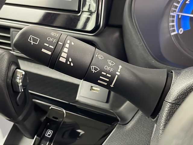 日産 ルークス ハイウェイスター X 埼玉県 2022(令4)年 3.7万km スパークリングレッドM 純正９型ナビ/（BT/CD/DVD/フルTV/AM）/アラウンドビューカメラ/インテリジェントエマージェンシーブレーキ/踏み間違い衝突防止アシスト/車線逸脱警報/片側パワースライドドア/ハンズフリーオートスライドドア/LEDライト/USB端子/保証書/取扱説明書/AAC