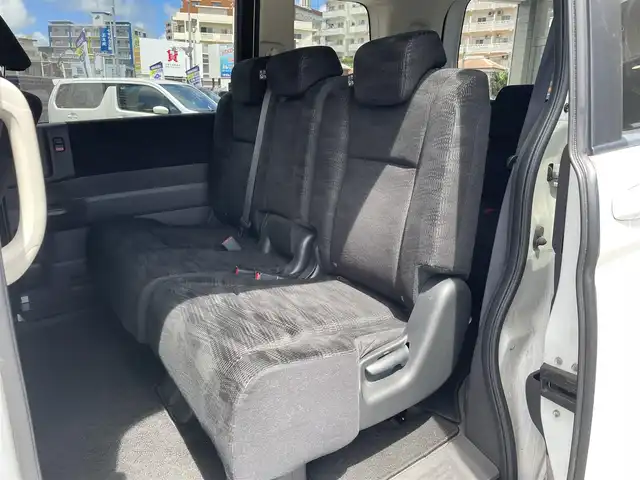 ホンダ ステップワゴン G Eセレクション 沖縄県 2014(平26)年 5.4万km ホワイトオーキッドパール (株)IDOMが運営する【じしゃロンコザ店】の自社ローン専用車両になりますこちらは現金またはオートローンご利用時の価格です。自社ローンご希望の方は別途その旨お申付け下さい/CD再生　/片側パワースライドドア　/ETC　/クルーズコントロール/アイドリングストップ　/スマートキー　/コーナーセンサー　/純正フロアマット　/パワーステアリング　/パワーウィンドウ　