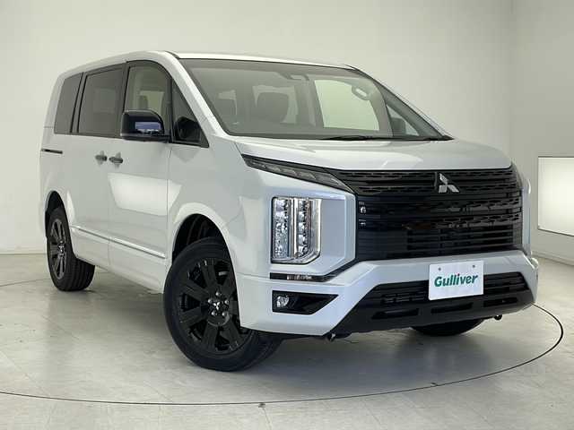 三菱 デリカＤ：５ ブラックエディション 千葉県 2025(令7)年 0.1千km ホワイトダイヤモンド 登録済未使用車/衝突軽減ブレーキ/レーンキープアシスト/レーダークルーズコントロール/社外メモリナビ/（フルセグ/Bluetooth/CD/DVD/FM/AM）/バックカメラ/フリップダウンモニター/アイドリングストップ/ステアリングヒーター/パドルシフト/LEDヘッドライト/電動格納ミラー