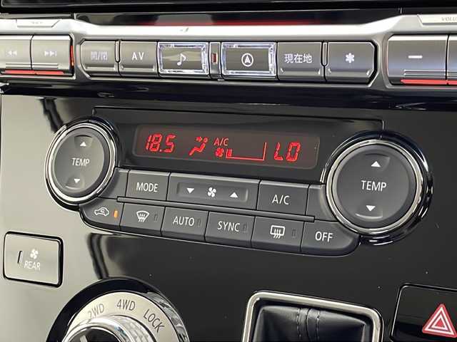 三菱 デリカＤ：５ ブラックエディション 千葉県 2025(令7)年 0.1千km ホワイトダイヤモンド 登録済未使用車/衝突軽減ブレーキ/レーンキープアシスト/レーダークルーズコントロール/社外メモリナビ/（フルセグ/Bluetooth/CD/DVD/FM/AM）/バックカメラ/フリップダウンモニター/アイドリングストップ/ステアリングヒーター/パドルシフト/LEDヘッドライト/電動格納ミラー