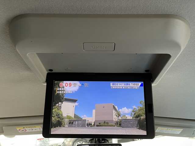 日産 セレナ ハイウェイスター V 広島県 2021(令3)年 2.7万km ダイヤモンドブラック プロパイロット /純正10インチナビ/CD/DVD/Blu-ray/DTV/Bluetooth/アラウンドビューモニター/純正フリップダウンモニター/両側パワースライドドア/デジタルインナーミラー /LEDオートライト/オートハイビーム/ビルトインETC/ドライブレコーダー/コーナーセンサー /BSM/純正アルミホイール/スマートキー/プッシュスタート