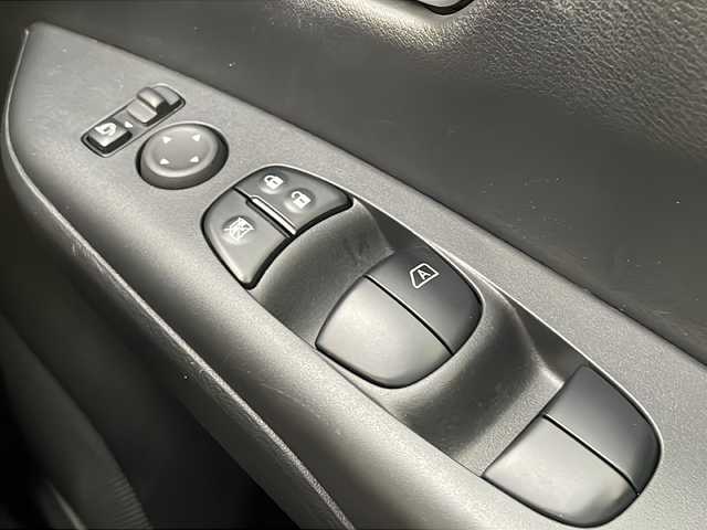 日産 セレナ ハイウェイスター V 広島県 2021(令3)年 2.7万km ダイヤモンドブラック プロパイロット /純正10インチナビ/CD/DVD/Blu-ray/DTV/Bluetooth/アラウンドビューモニター/純正フリップダウンモニター/両側パワースライドドア/デジタルインナーミラー /LEDオートライト/オートハイビーム/ビルトインETC/ドライブレコーダー/コーナーセンサー /BSM/純正アルミホイール/スマートキー/プッシュスタート
