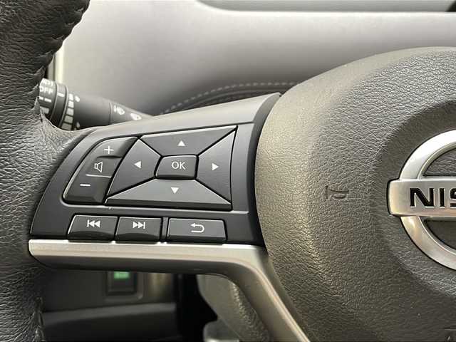 日産 セレナ ハイウェイスター V 広島県 2021(令3)年 2.7万km ダイヤモンドブラック プロパイロット /純正10インチナビ/CD/DVD/Blu-ray/DTV/Bluetooth/アラウンドビューモニター/純正フリップダウンモニター/両側パワースライドドア/デジタルインナーミラー /LEDオートライト/オートハイビーム/ビルトインETC/ドライブレコーダー/コーナーセンサー /BSM/純正アルミホイール/スマートキー/プッシュスタート