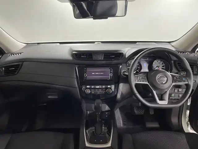 日産 エクストレイル ハイブリッド 20Xi エクストリーマーX 福岡県 2020(令2)年 6万km ブリリアントホワイトパール 純正SDナビ/フルセグ/（CD/DVD/BT/AM/FM/AUX）/全周囲カメラ/デジタルインナーミラー/レーダークルーズコントロール/オートホールド/D/Nシートヒーター/電動リアゲート/コーナーセンサー/横滑り防止装置/ビルトインETC/純正AW18インチ/プッシュスタート/スマートキー/センターデフロック