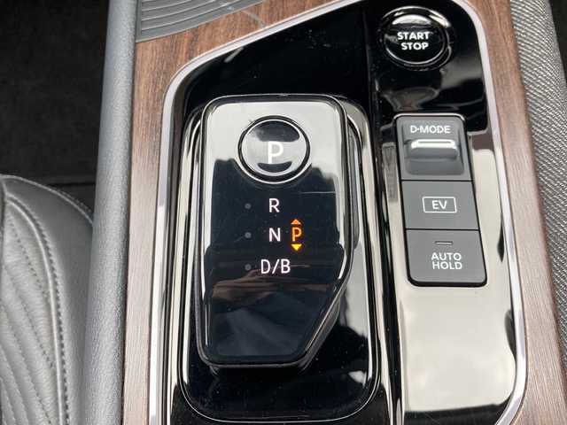 日産 オーラ G レザーエディション 佐賀県 2023(令5)年 2万km 黒 純正9インチナビ/アラウンドビューモニター/エマージェンシーブレーキ/LDW/コーナーセンサー/インテリジェントルームミラー/電動パーキングブレーキ/ETC/ステアリングリモコン/インテリジェントキー/プッシュスタート/LEDヘッドライト/フォグライト/純正アルミホイール/カラー：ミッドナイトブラック（GAT）