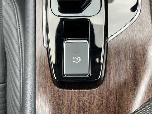日産 オーラ G レザーエディション 佐賀県 2023(令5)年 2万km 黒 純正9インチナビ/アラウンドビューモニター/エマージェンシーブレーキ/LDW/コーナーセンサー/インテリジェントルームミラー/電動パーキングブレーキ/ETC/ステアリングリモコン/インテリジェントキー/プッシュスタート/LEDヘッドライト/フォグライト/純正アルミホイール/カラー：ミッドナイトブラック（GAT）