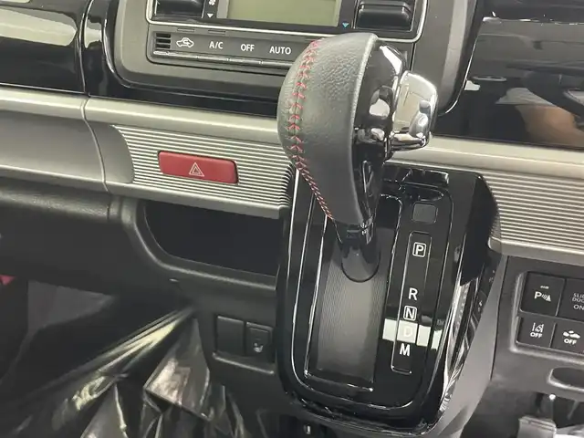 スズキ スペーシア カスタム HYBRID XS ターボ 埼玉県 2018(平30)年 3.7万km ブレイブカーキP 純正ナビ　両側電動スライドドア　全方位カメラ　シートヒーター　ＨＵＤ　ＥＴＣ　ドライブレコーダー　ＬＥＤヘッドライト　クルコン　ＭＴモード付ＡＴ　ハーフレザーシート　レーンキープ　衝突軽減