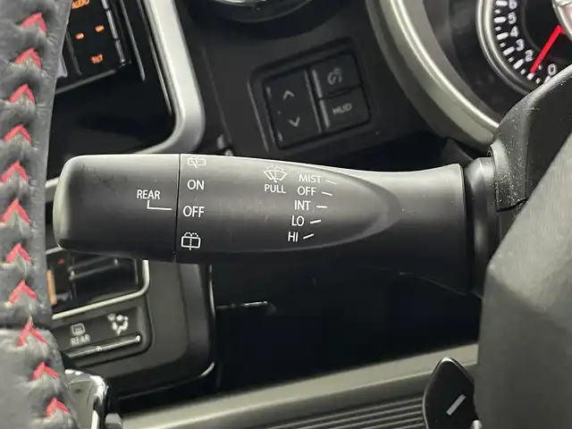 スズキ スペーシア カスタム HYBRID XS ターボ 埼玉県 2018(平30)年 3.7万km ブレイブカーキP 純正ナビ　両側電動スライドドア　全方位カメラ　シートヒーター　ＨＵＤ　ＥＴＣ　ドライブレコーダー　ＬＥＤヘッドライト　クルコン　ＭＴモード付ＡＴ　ハーフレザーシート　レーンキープ　衝突軽減