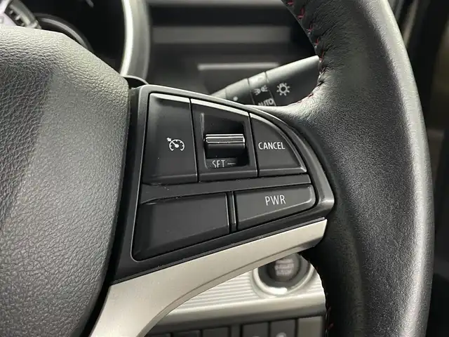 スズキ スペーシア カスタム HYBRID XS ターボ 埼玉県 2018(平30)年 3.7万km ブレイブカーキP 純正ナビ　両側電動スライドドア　全方位カメラ　シートヒーター　ＨＵＤ　ＥＴＣ　ドライブレコーダー　ＬＥＤヘッドライト　クルコン　ＭＴモード付ＡＴ　ハーフレザーシート　レーンキープ　衝突軽減