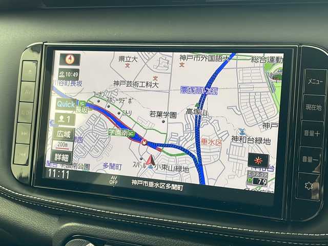 日産 キックス X 兵庫県 2022(令4)年 1.7万km ナイトベールパープル ・純正9インチSDナビ（MM322D-L）/CD/DVD/BT/SD/フルセグ/・アラウンドビューモニター/・ビルトインETC/・インテリジェントルームミラー/・純正ドライブレコーダー/・プロパイロット/・エマージェンシーブレーキ/・前方衝突予測警報/・車線逸脱防止支援システム/・車線逸脱警報/・ふらつき警報/・横滑り防止装置/・踏み間違い衝突防止アシスト/・フロント&バックソナー/・ヒルスタートアシスト/・アイドリングストップ /・レーダークルーズコントロール/・ステアリングスイッチ/・ステアリングヒーター/・ハーフレザー/・前席シートヒーター/・インテリジェントキー/・プッシュスタート/・ＬＥＤヘッドライト/・ハイビームアシスト/・オートライト/・社外フロアマット/・ドアバイザー/・ルーフレール