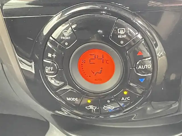 日産 ノート e－パワー メダリスト 千葉県 2017(平29)年 7.9万km シャイニングブルー 衝突軽減ブレーキ/レーンキープアシスト/社外7インチSDナビ/CD DVD SD BT フルセグ/バックカメラ/純正15インチアルミホイール/ハーフレザー/ドアバイザー/純正フロアマット/プッシュスタート/スマートキー/ETC