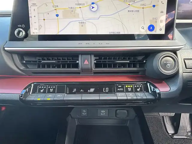 トヨタ プリウス Z 岐阜県 2023(令5)年 1.2万km エモーショナルレッドⅡ 登録時走行距離11444km/全方位カメラ/純正ディスプレイオーディオ/フルセグＴＶ/バックカメラ/ワイヤレス充電/ステアリングヒーター/レザーシート/シートヒーター/エアシート/パワーシート/トヨタセーフティセンス/純正オプションスピーカー/ＥＴＣ２，０/クルーズコントロール/レーンキープアシスト/プッシュスタート/スマートキー/禁煙車/LEDヘッドライト/オートライト/フォグランプ/純正アルミホイール/純正フロアマット/前後コーナーセンサー/衝突被害軽減システム