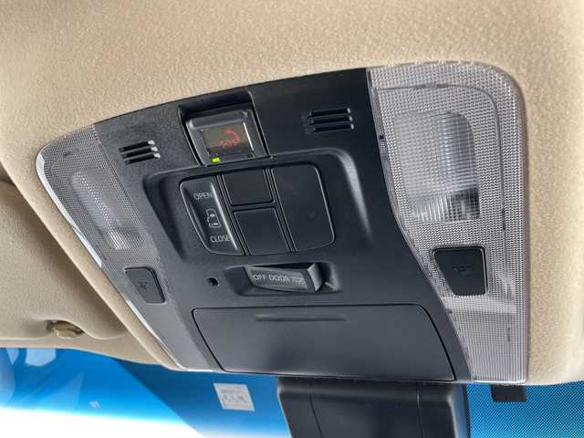 トヨタ アルファード X 愛知県 2021(令3)年 2.1万km グラファイトM トヨタセーフティセンス/純正9型ディズプレイオーディオ　ナビ機能なし/フリップダウンモニター/片側パワースライド/レーダークルーズコントロール/バックカメラ/コーナーセンサー/純正アルミホイール/ＥＴＣ/LEDヘッドライト/リアオートエアコン/レーンキープアシスト/オートマチックハイビーム/フルセグ/Bluetooth/ドライブレコーダー/ステアリングスイッチ/スマートキー/プッシュスタート