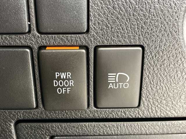 トヨタ アルファード X 愛知県 2021(令3)年 2.1万km グラファイトM トヨタセーフティセンス/純正9型ディズプレイオーディオ　ナビ機能なし/フリップダウンモニター/片側パワースライド/レーダークルーズコントロール/バックカメラ/コーナーセンサー/純正アルミホイール/ＥＴＣ/LEDヘッドライト/リアオートエアコン/レーンキープアシスト/オートマチックハイビーム/フルセグ/Bluetooth/ドライブレコーダー/ステアリングスイッチ/スマートキー/プッシュスタート