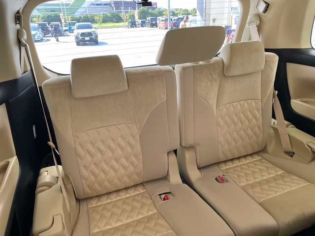 トヨタ アルファード X 愛知県 2021(令3)年 2.1万km グラファイトM トヨタセーフティセンス/純正9型ディズプレイオーディオ　ナビ機能なし/フリップダウンモニター/片側パワースライド/レーダークルーズコントロール/バックカメラ/コーナーセンサー/純正アルミホイール/ＥＴＣ/LEDヘッドライト/リアオートエアコン/レーンキープアシスト/オートマチックハイビーム/フルセグ/Bluetooth/ドライブレコーダー/ステアリングスイッチ/スマートキー/プッシュスタート