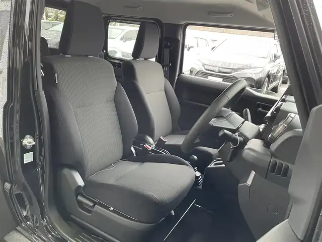 スズキ ジムニー シエラ JC 東京都 2025(令7)年 0.1万km ブルーイッシュブラックパール3 ワンオーナー/4WD/ヒルディセントコントロール/デュアルセンサーブレーキサポート/純正LEDヘッドライト/純正フロアマット/クルーズコントロール/前席シートヒーター/車線逸脱警報機能/パーキングソナー